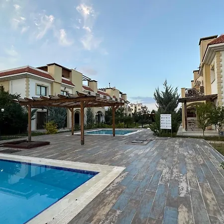 Apartment Salamis Garden - Luxury 2 Bedroom - Yenibogazici