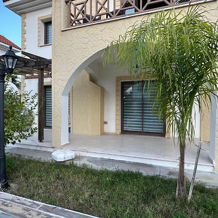 Apartment Salamis Garden - Luxury 2 Bedroom - Yenibogazici